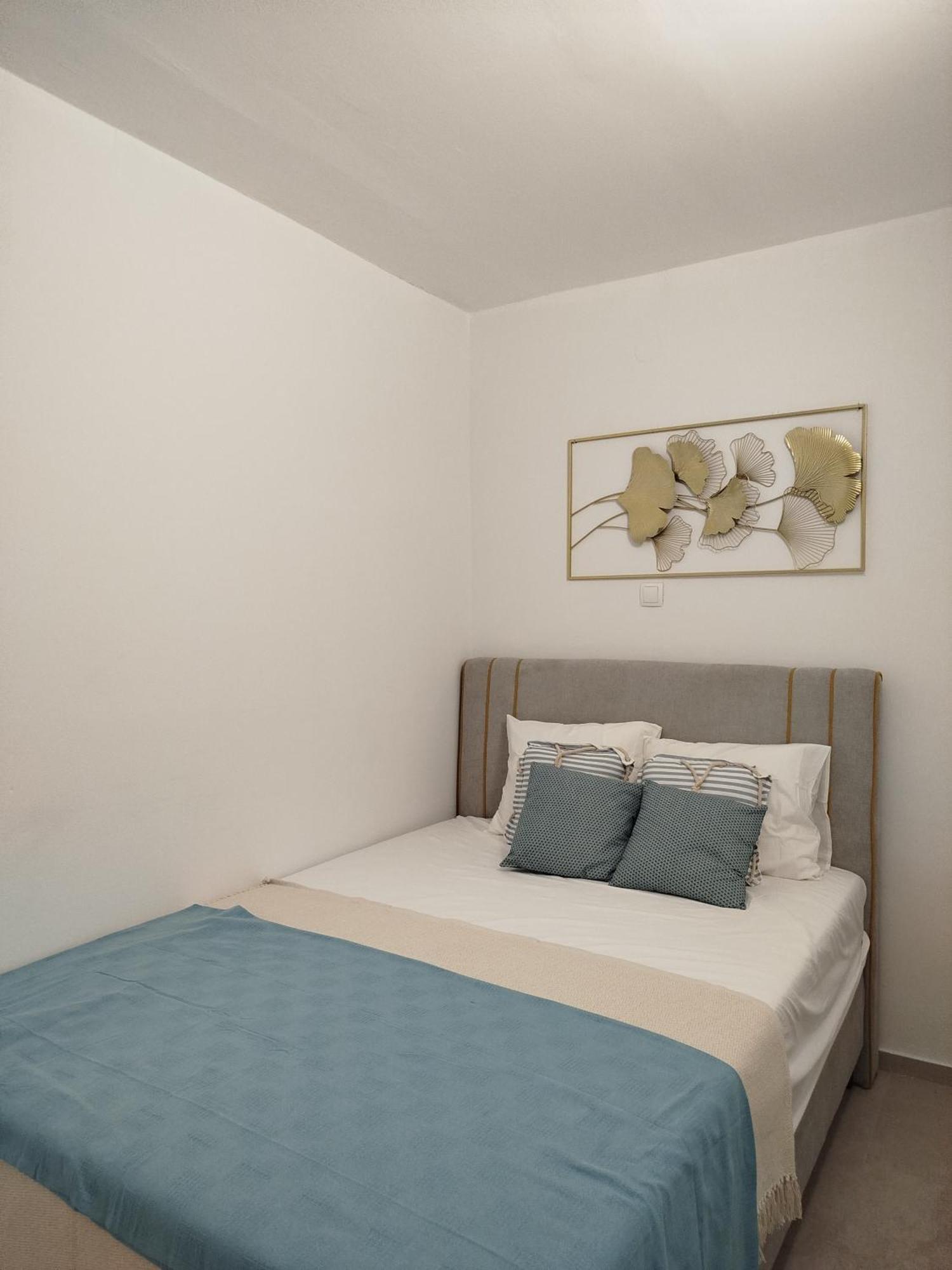 Apartman Iva ノヴァリャ エクステリア 写真