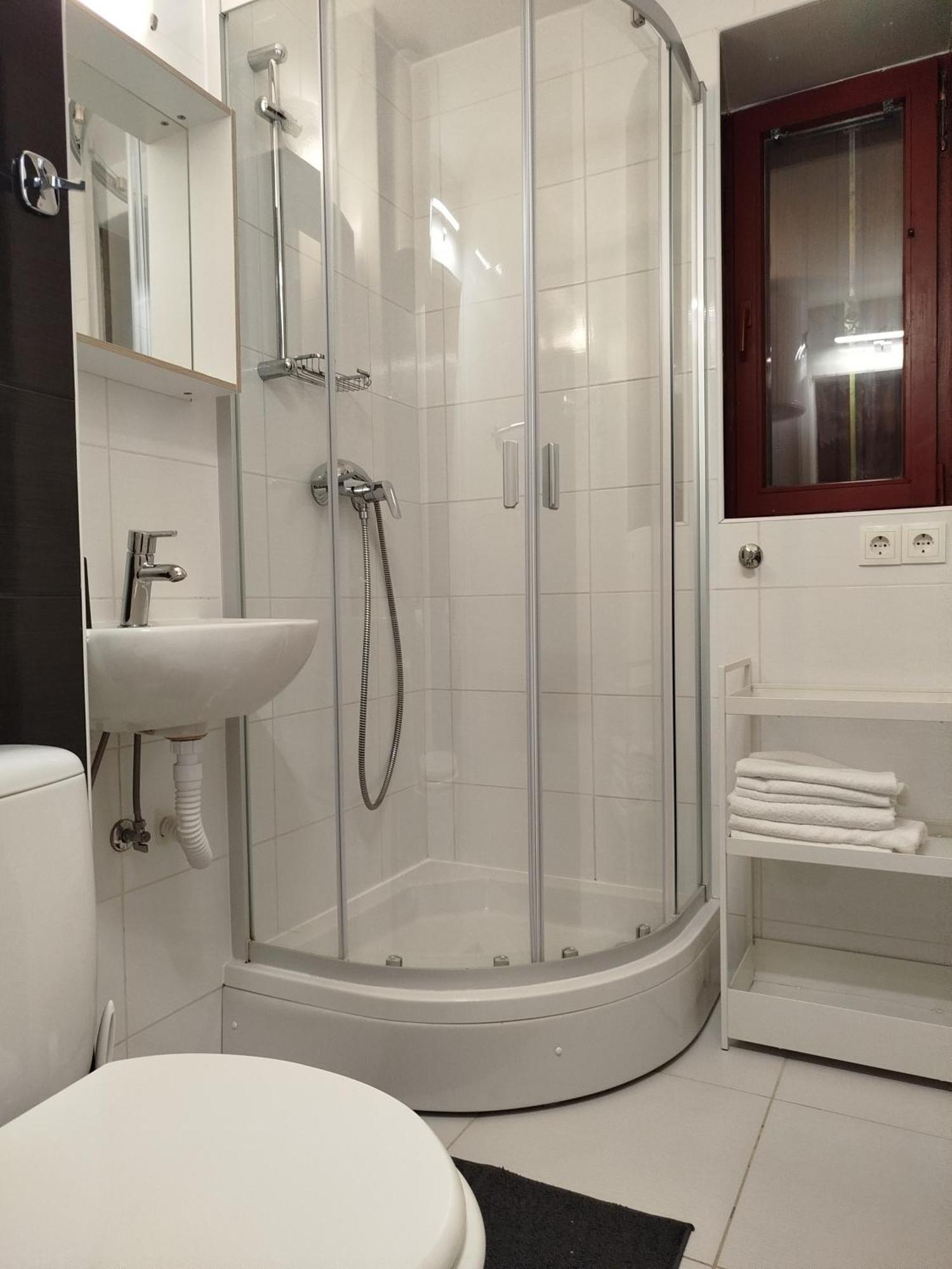 Apartman Iva ノヴァリャ エクステリア 写真