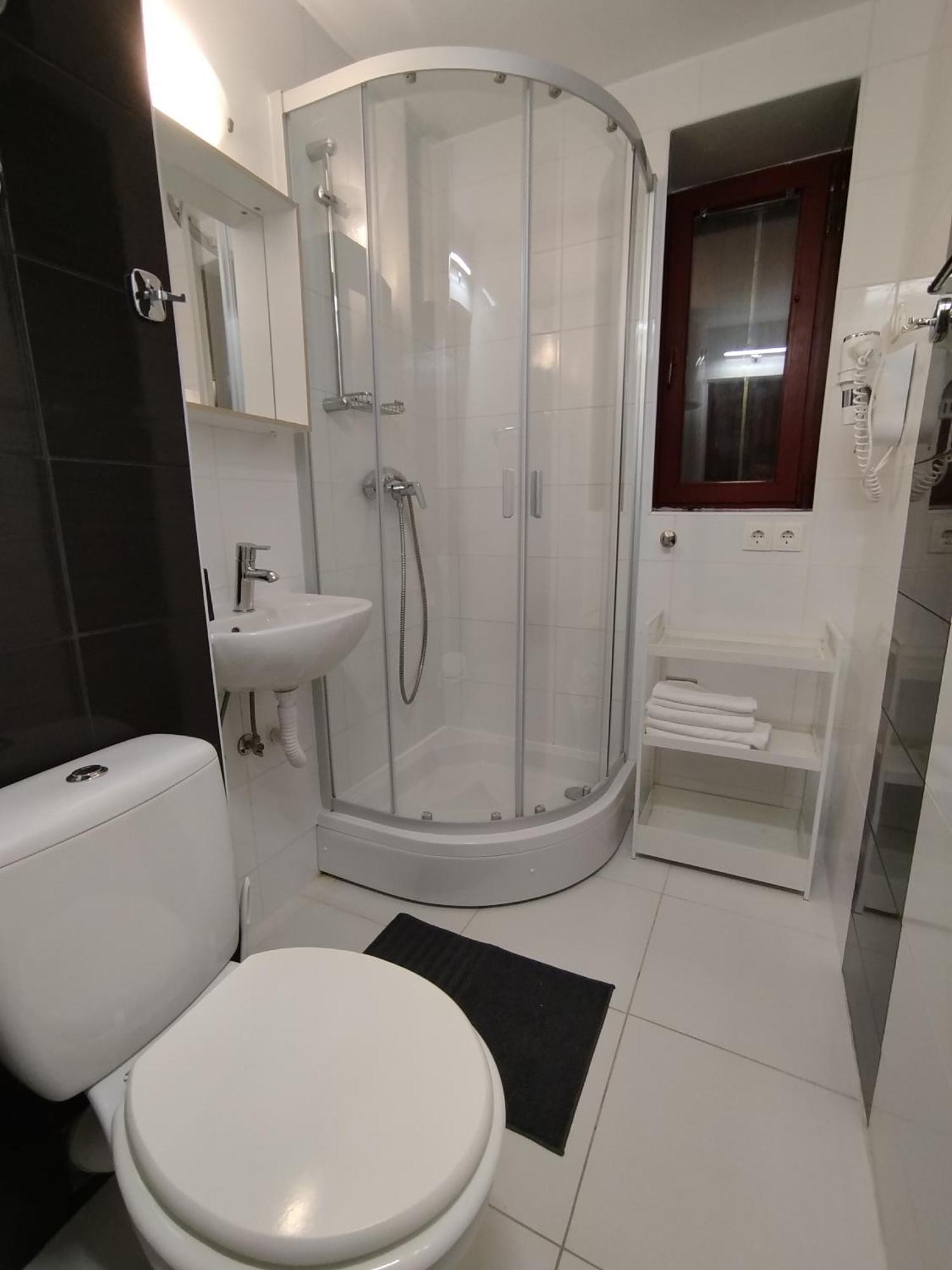 Apartman Iva ノヴァリャ エクステリア 写真
