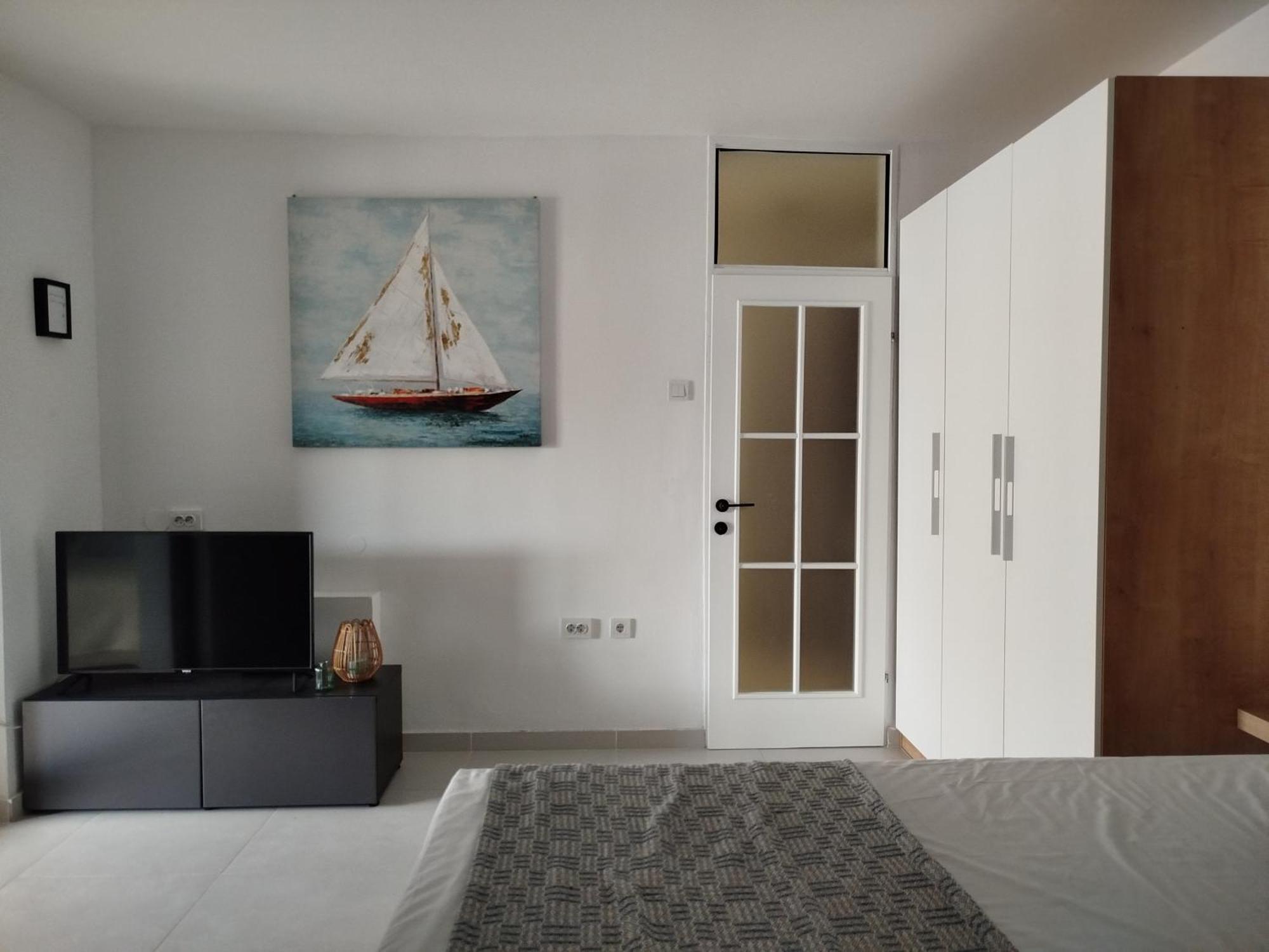 Apartman Iva ノヴァリャ エクステリア 写真