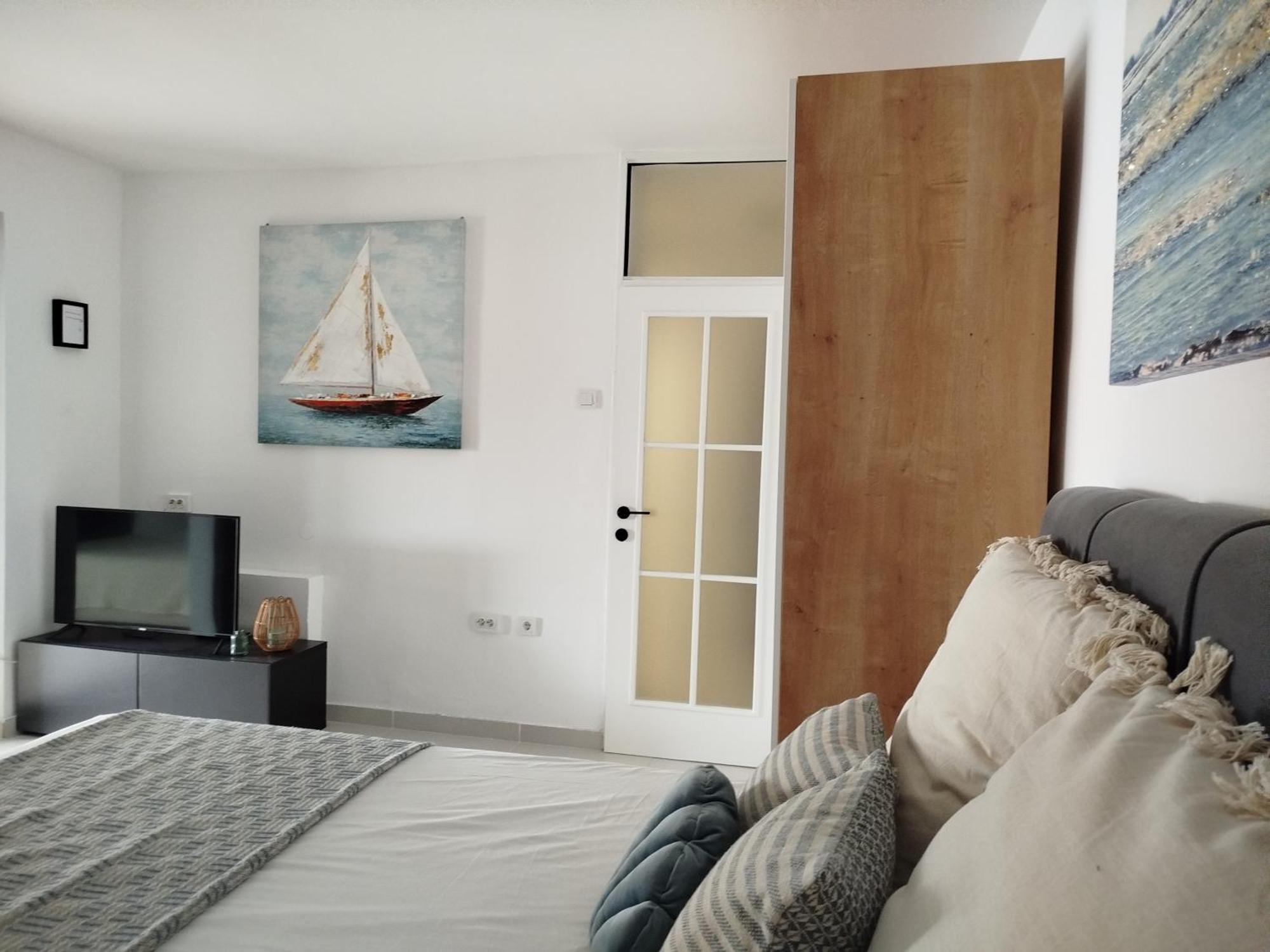 Apartman Iva ノヴァリャ エクステリア 写真