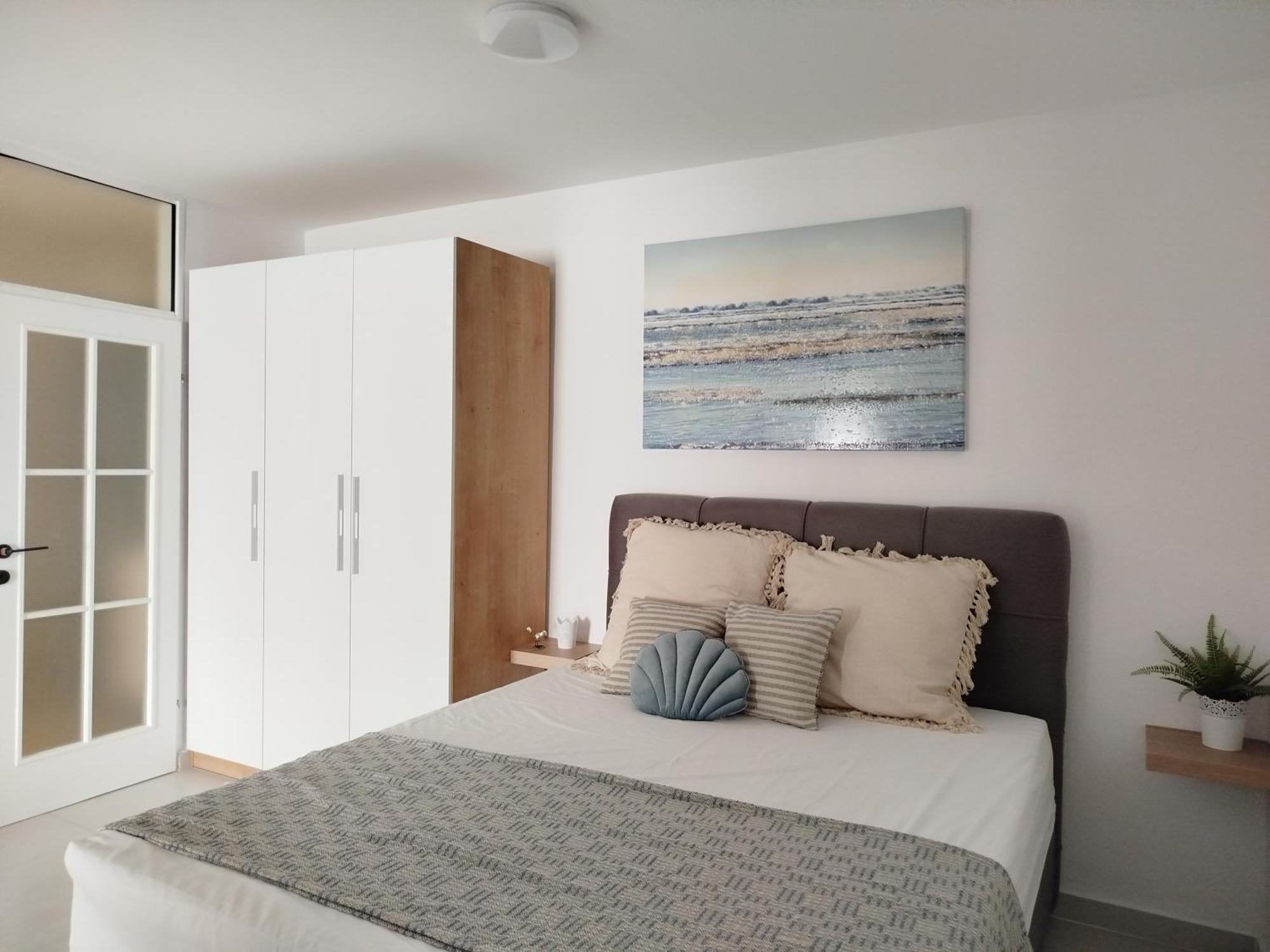Apartman Iva ノヴァリャ エクステリア 写真