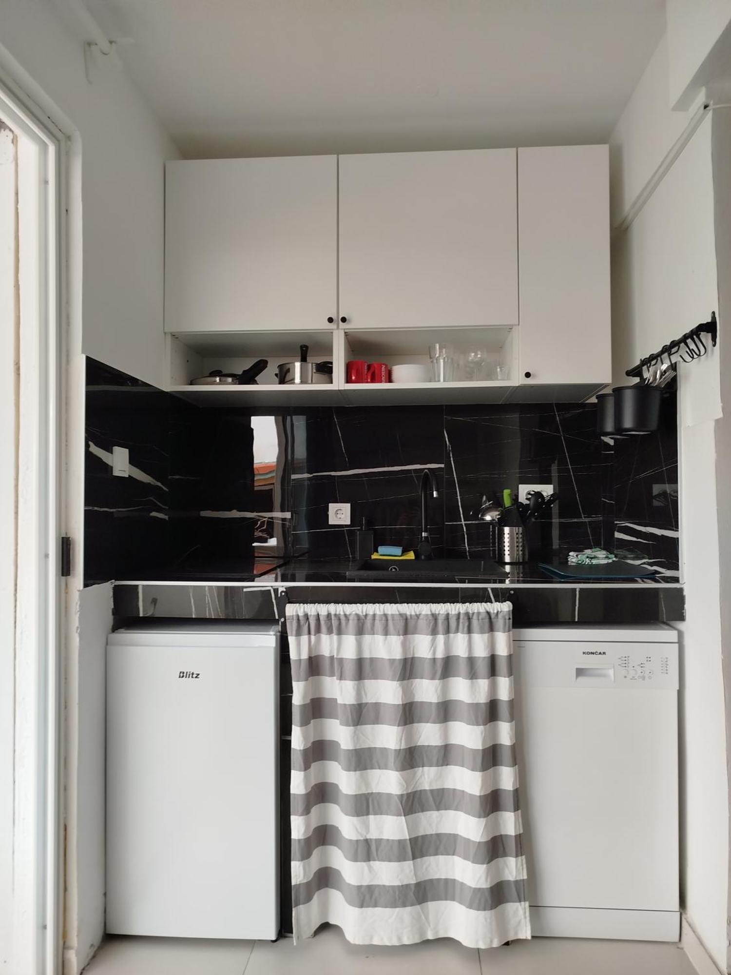 Apartman Iva ノヴァリャ エクステリア 写真