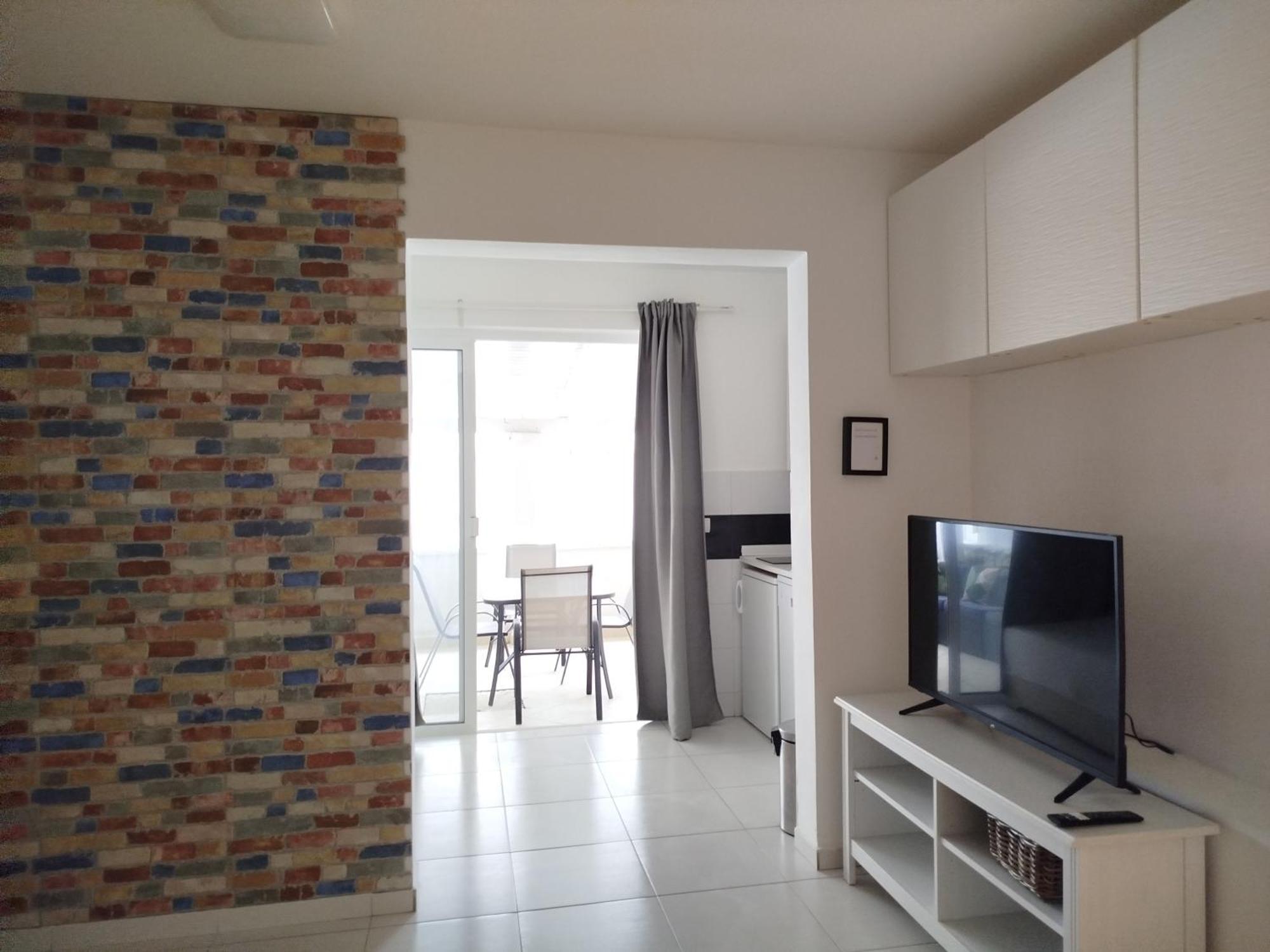 Apartman Iva ノヴァリャ エクステリア 写真